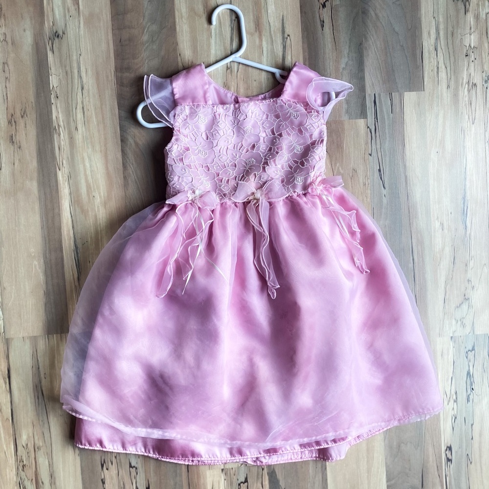 Light pink little girl dress